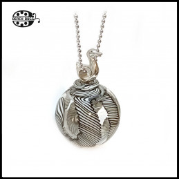 M2.5 duck note pendant with necklace